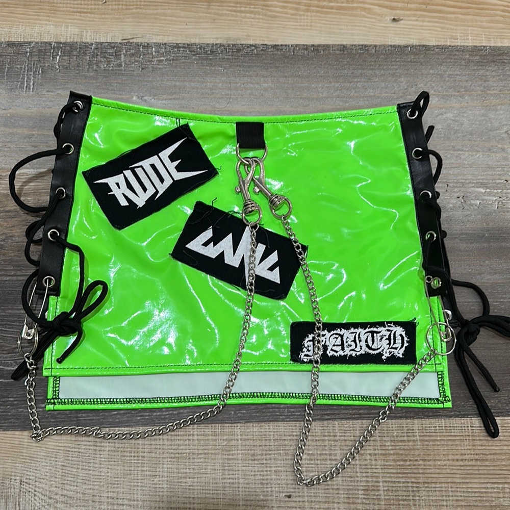 green rave skirt ✨